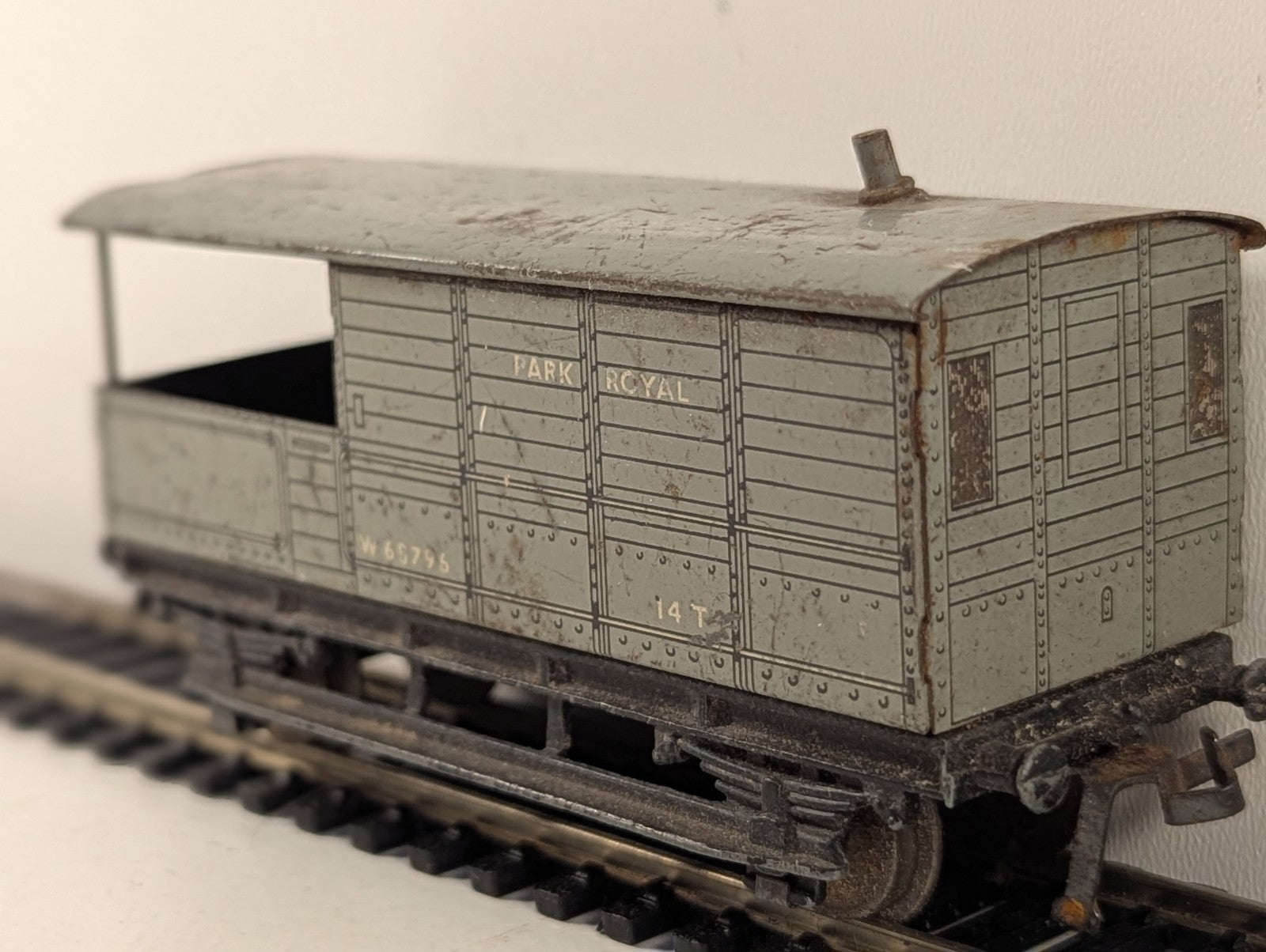 Hornby Dublo 4312 Goods Brake Van OO Gauge