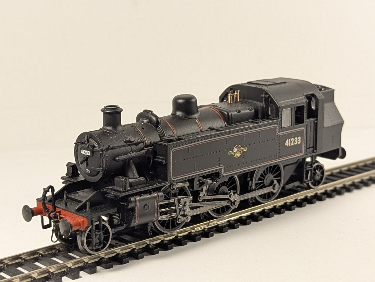 Bachmann Branchline 31-452B Class 2MT Ivatt 2-6-2T 41233 in BR black with late c
