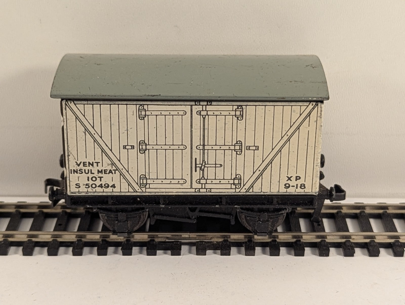 Hornby Dublo OO Gauge LMS D1 Meat Van