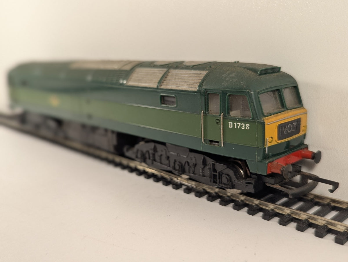 Hornby OO Gauge Class 47 Locomotive D1738 BR Two-Tone Green R328
