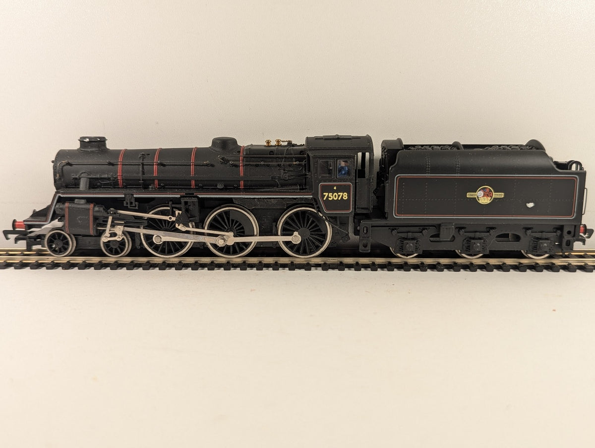 Bachmann OO Gauge Standard Class 4 4-6-0 Double Chimney Locomotive 75078
