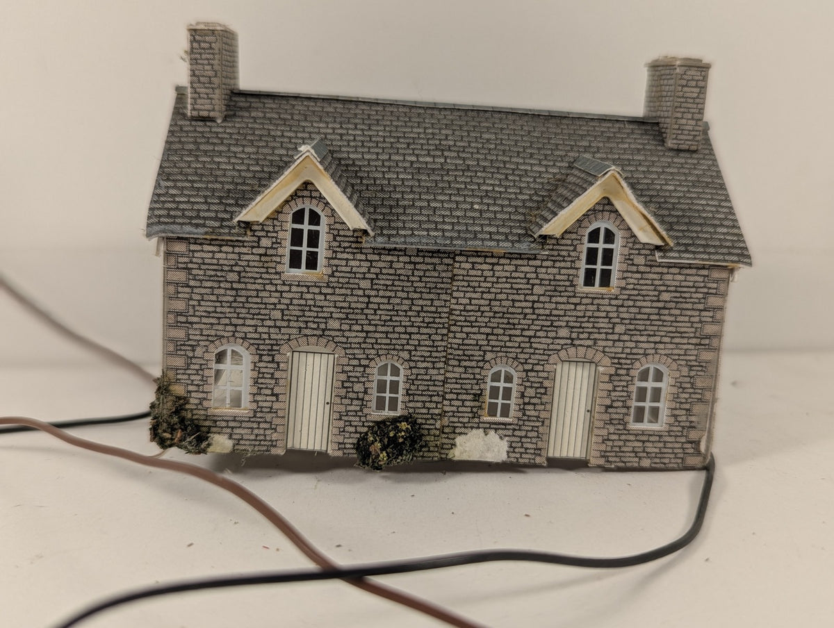 Metcalfe N Gauge Stone Cottage Buildings & Structures PO253