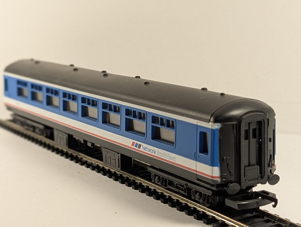 Lima OO Gauge BR Mk1 Tourist Second Open Coach Passenger Coach 5448