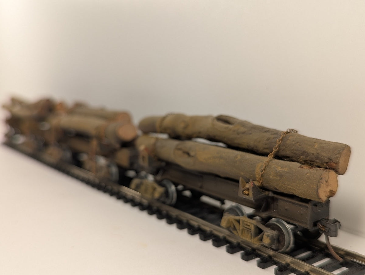 Roundhouse HO Scale Old Timer Series 26' Log & Timber Car Set (3-in-1) Craft Kit