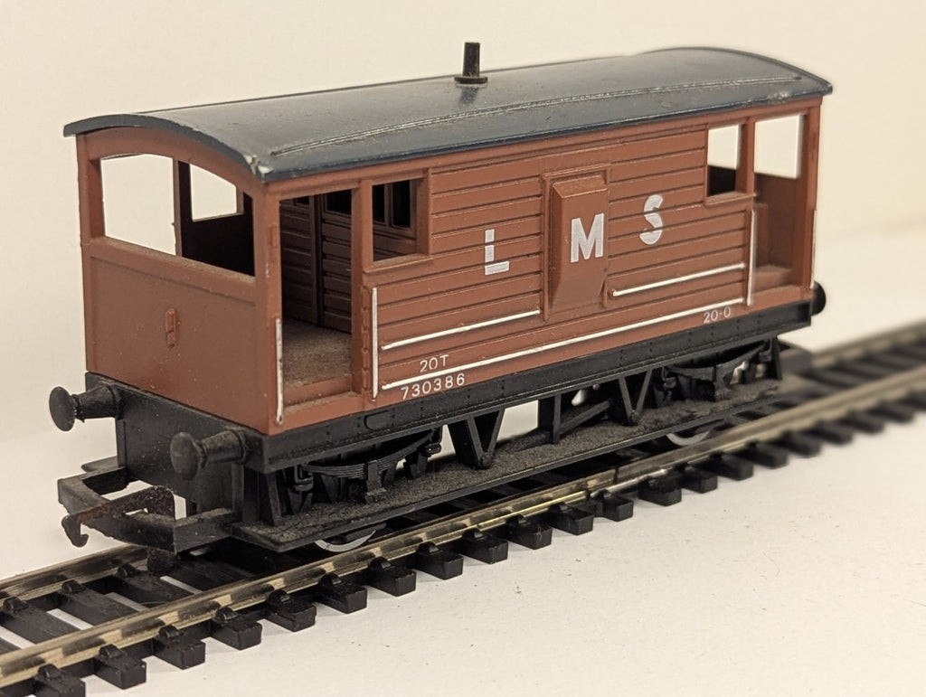 Hornby OO Gauge LMS 20T Brake Van