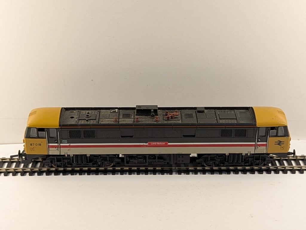 Lima OO Gauge Class 87 Locomotive 87 018 BR InterCity Executive 205