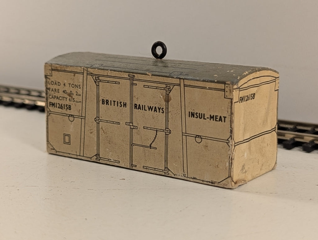 Hornby Dublo 32945 OO Gauge White Insulated Meat Container - Boxed