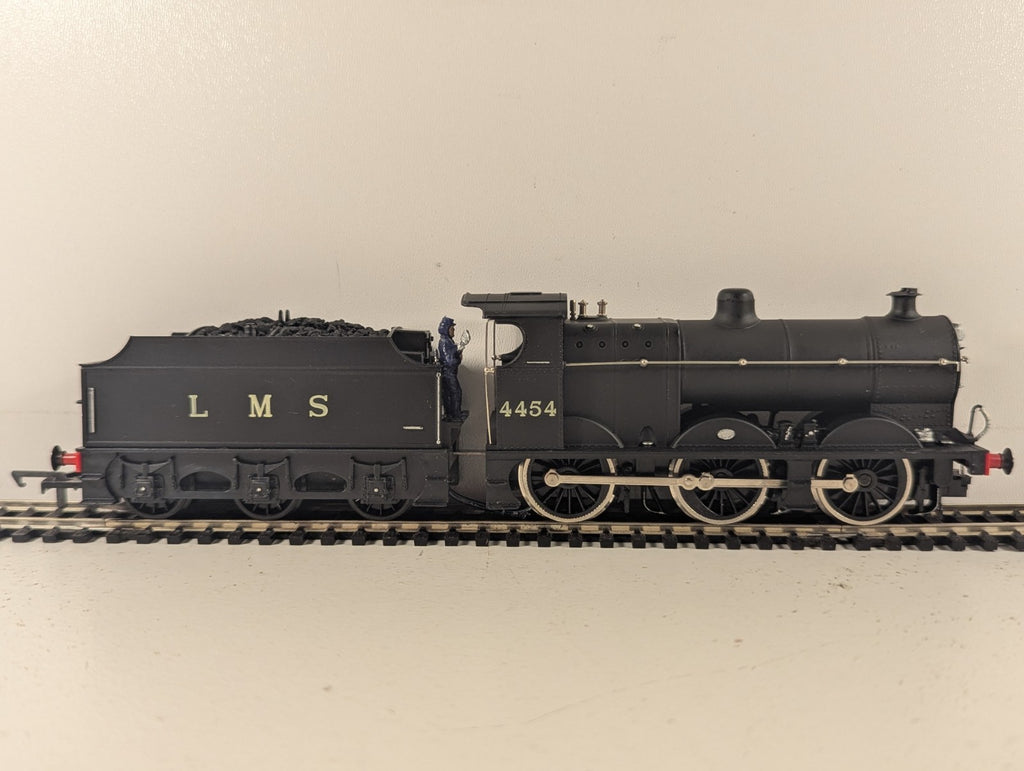 Airfix GMR OO Scale Class 4F Fowler 0-6-0 Steam Locomotive 4454 LMS Black