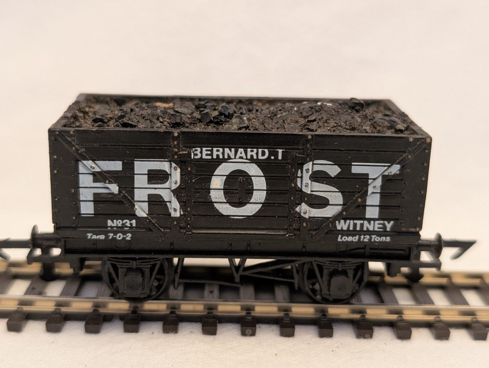 Graham Farish OO Gauge 7 Plank Open Wagon Bernard T. Frost Goods Wagon