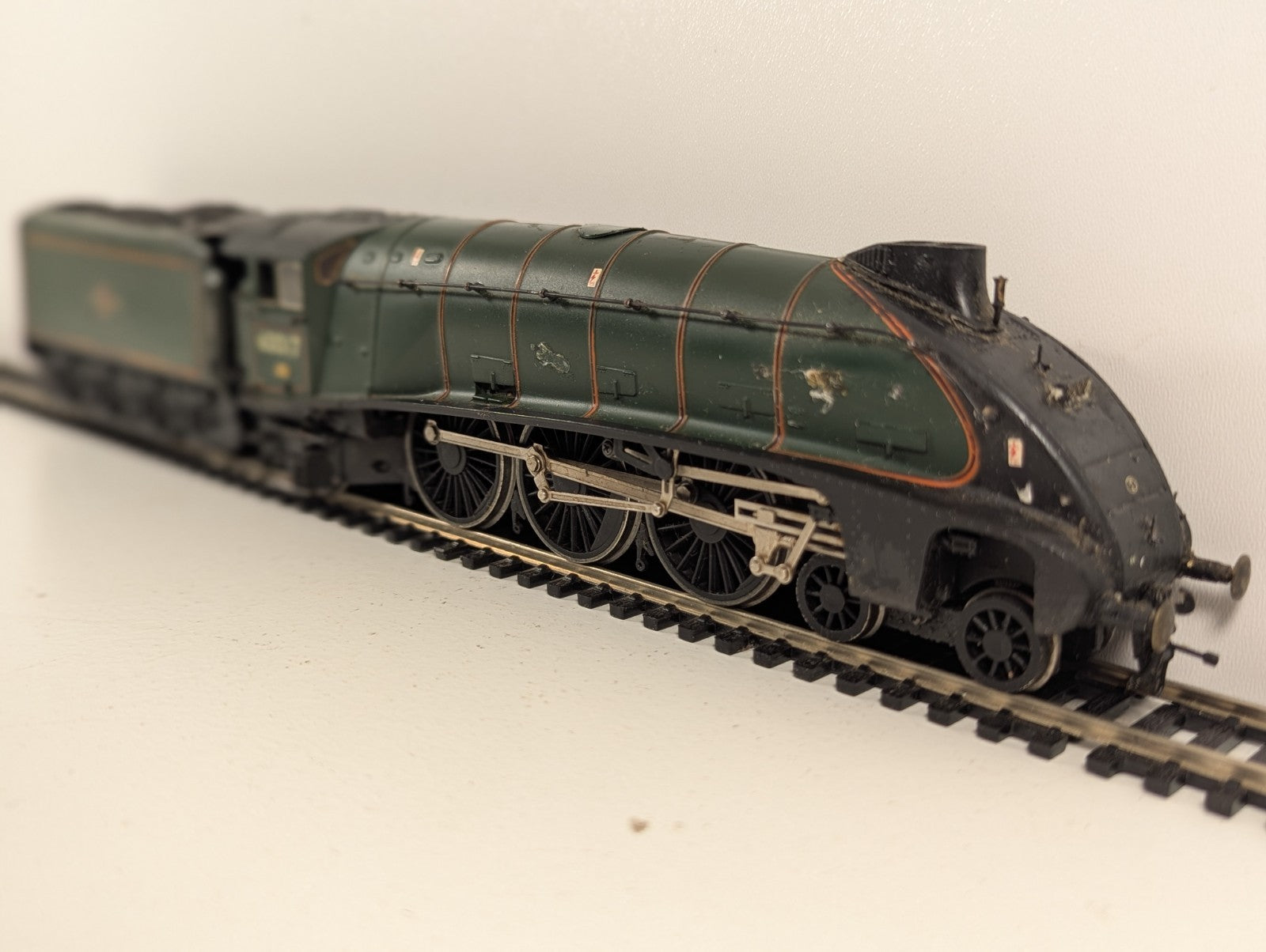Bachmann LNER Class A4 4-6-2 “Guillemot” No.60017 BR Green