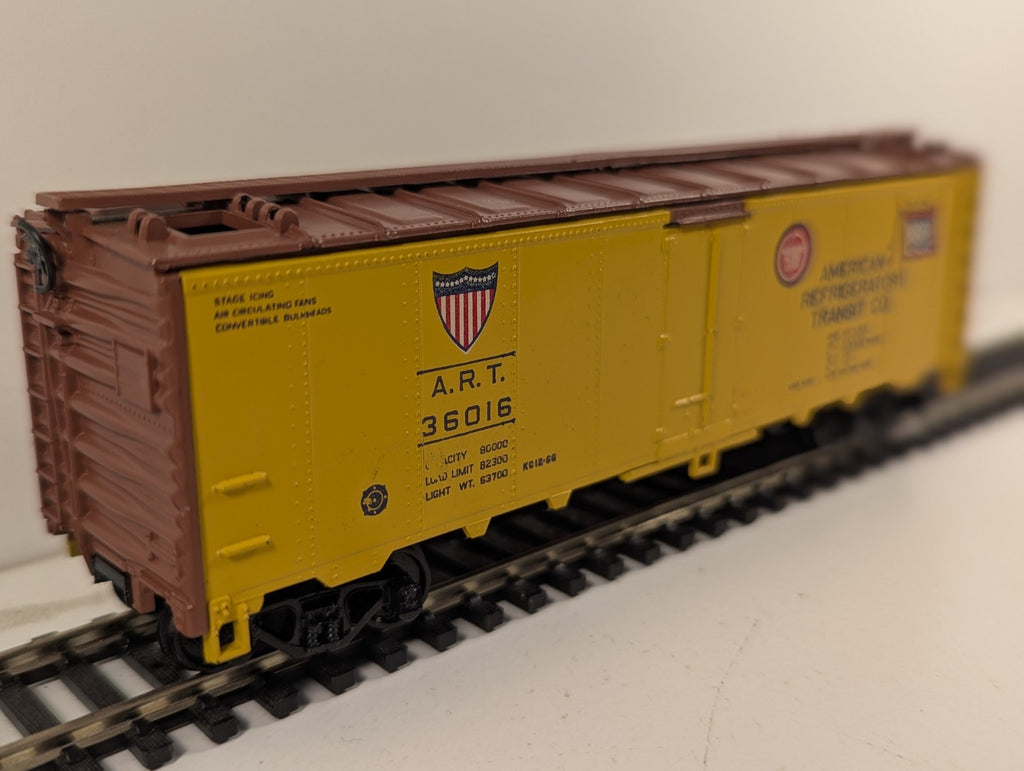 Athearn HO Gauge American Refrigerator Transit Reefer Wagon