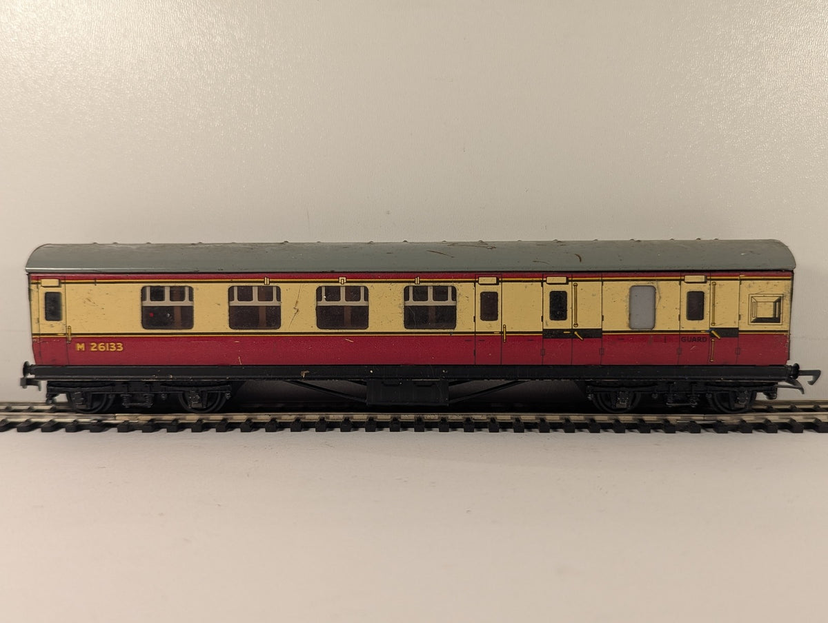 Hornby Dublo OO Gauge D12 BR Brake Third Corridor Coach Passenger Coach M 26133