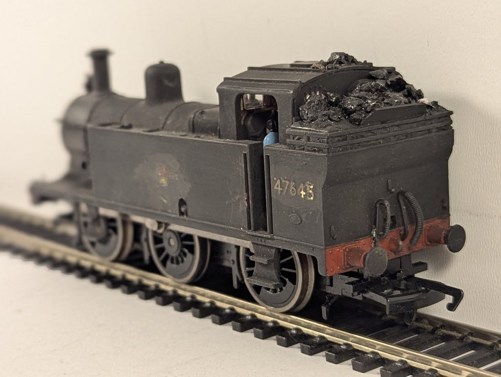 Hornby OO Gauge Class 3F Jinty 0-6-0T Steam Locomotive 47645 BR Black