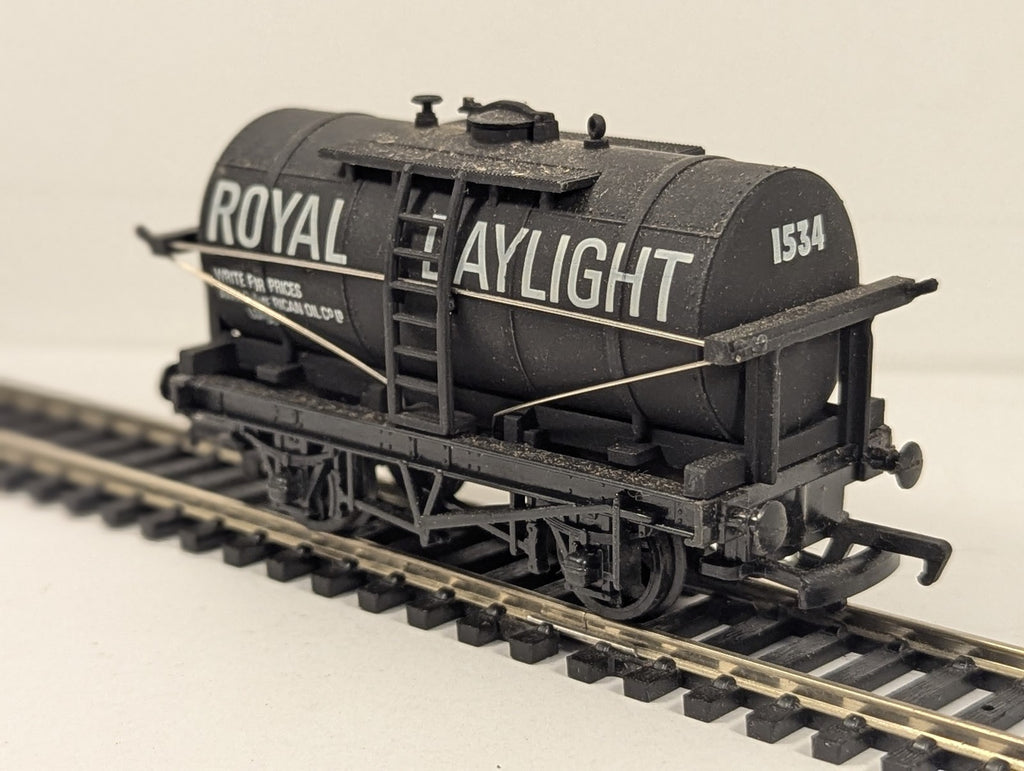 Mainline OO Gauge Royal Daylight 14-Ton Tank Wagon Goods Wagon 1534