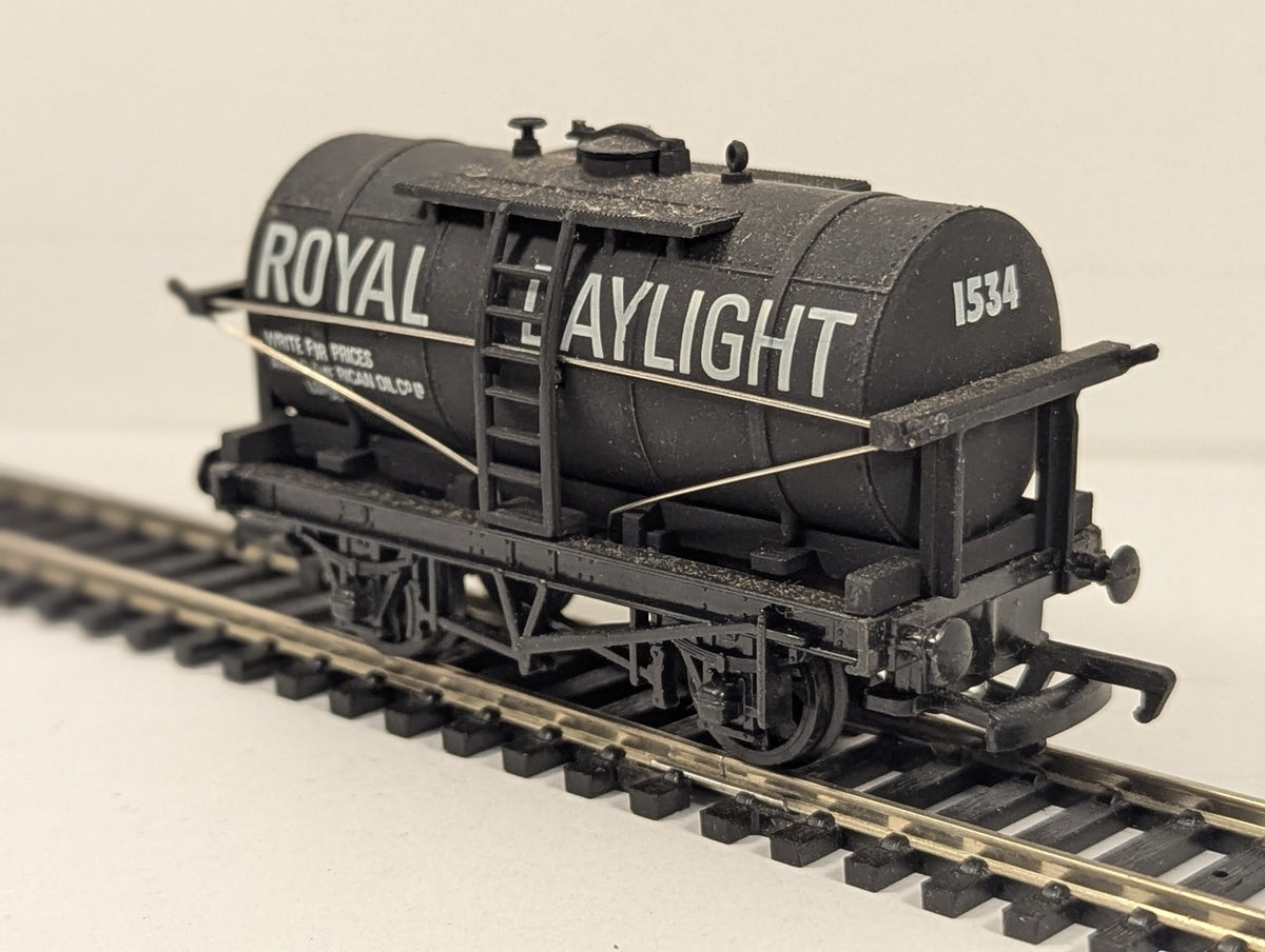 Mainline OO Gauge Royal Daylight 14-Ton Tank Wagon Goods Wagon 1534