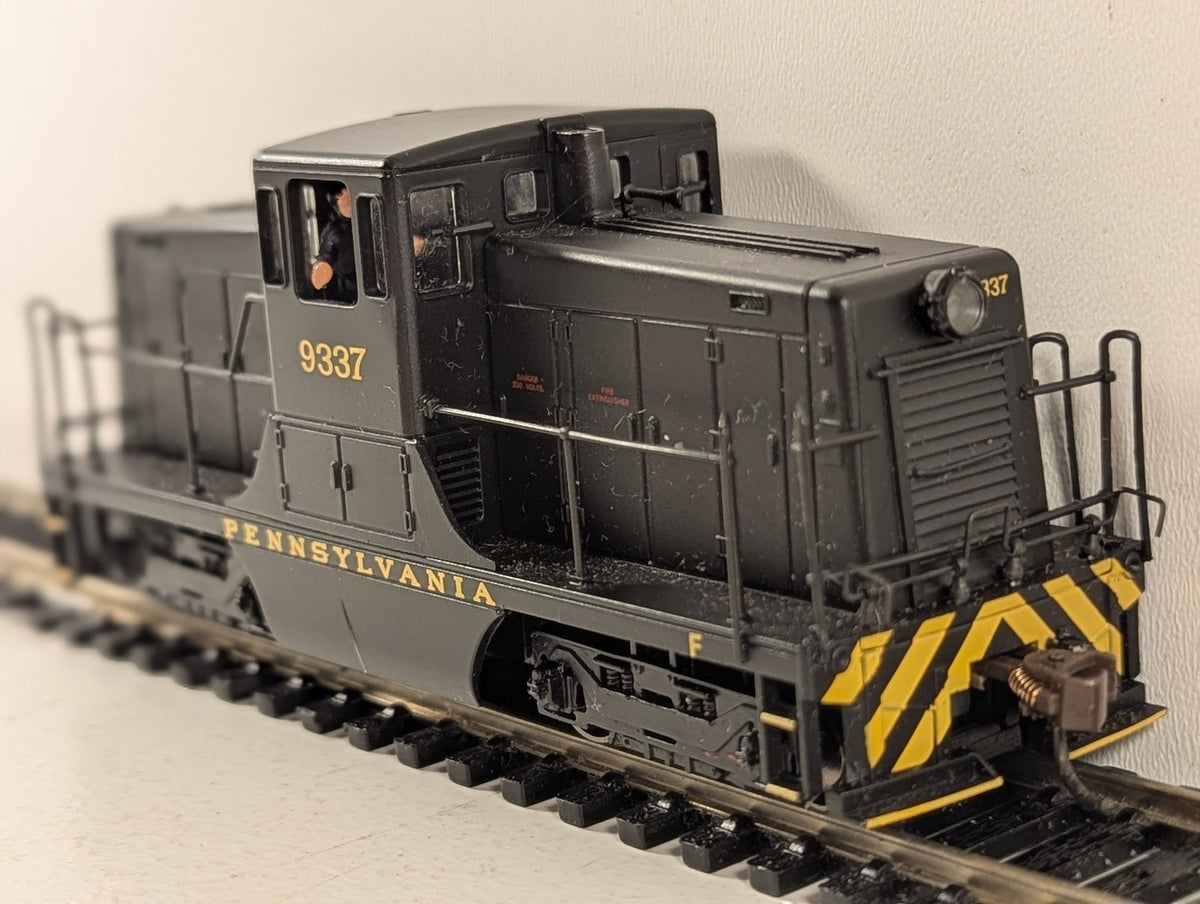 Bachmann HO Scale GE 44-Ton Switcher Locomotive 9337 DCC Fitted