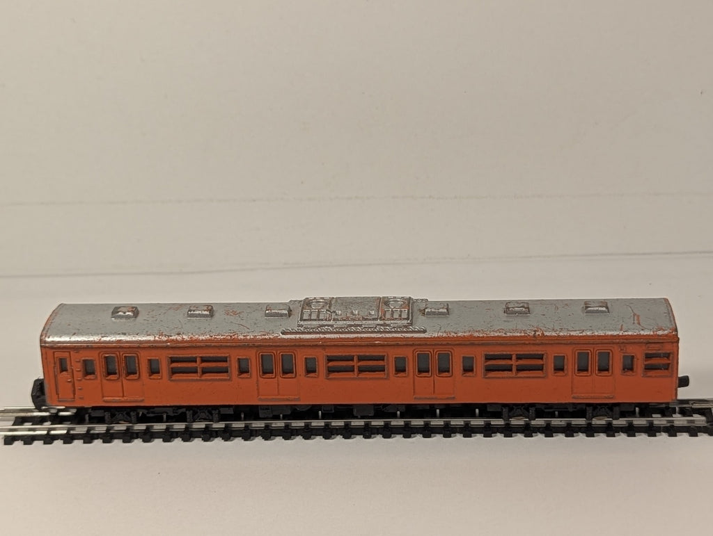 Trane 1/130 JNR 103 Series Commuter Train Die-cast Train Vermilion Orange