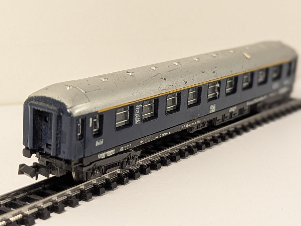 Fleischmann N Gauge DB Express Passenger Coach