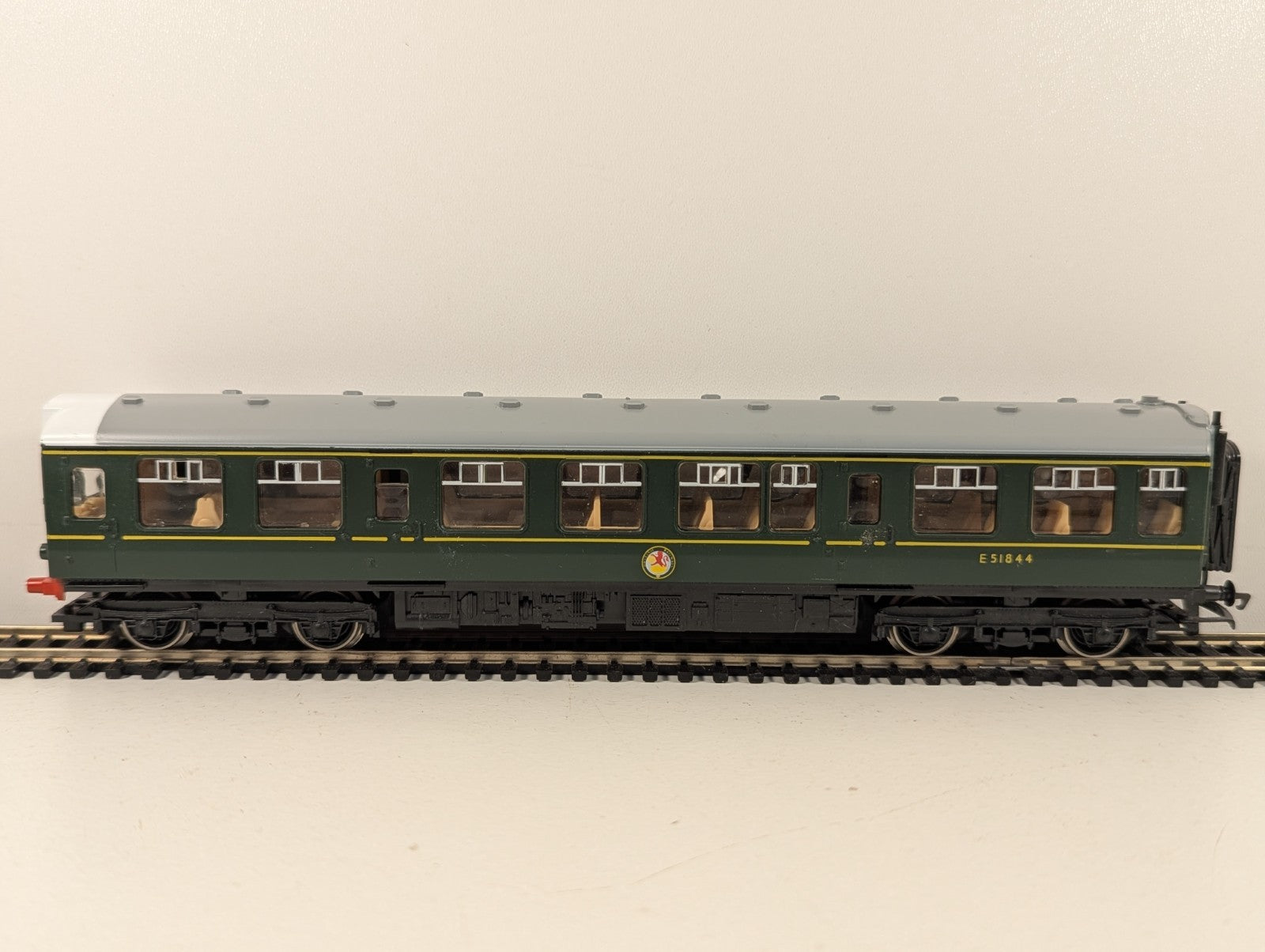 Hornby R369 OO Gauge BR Green Class 110 DMU Dummy Loco