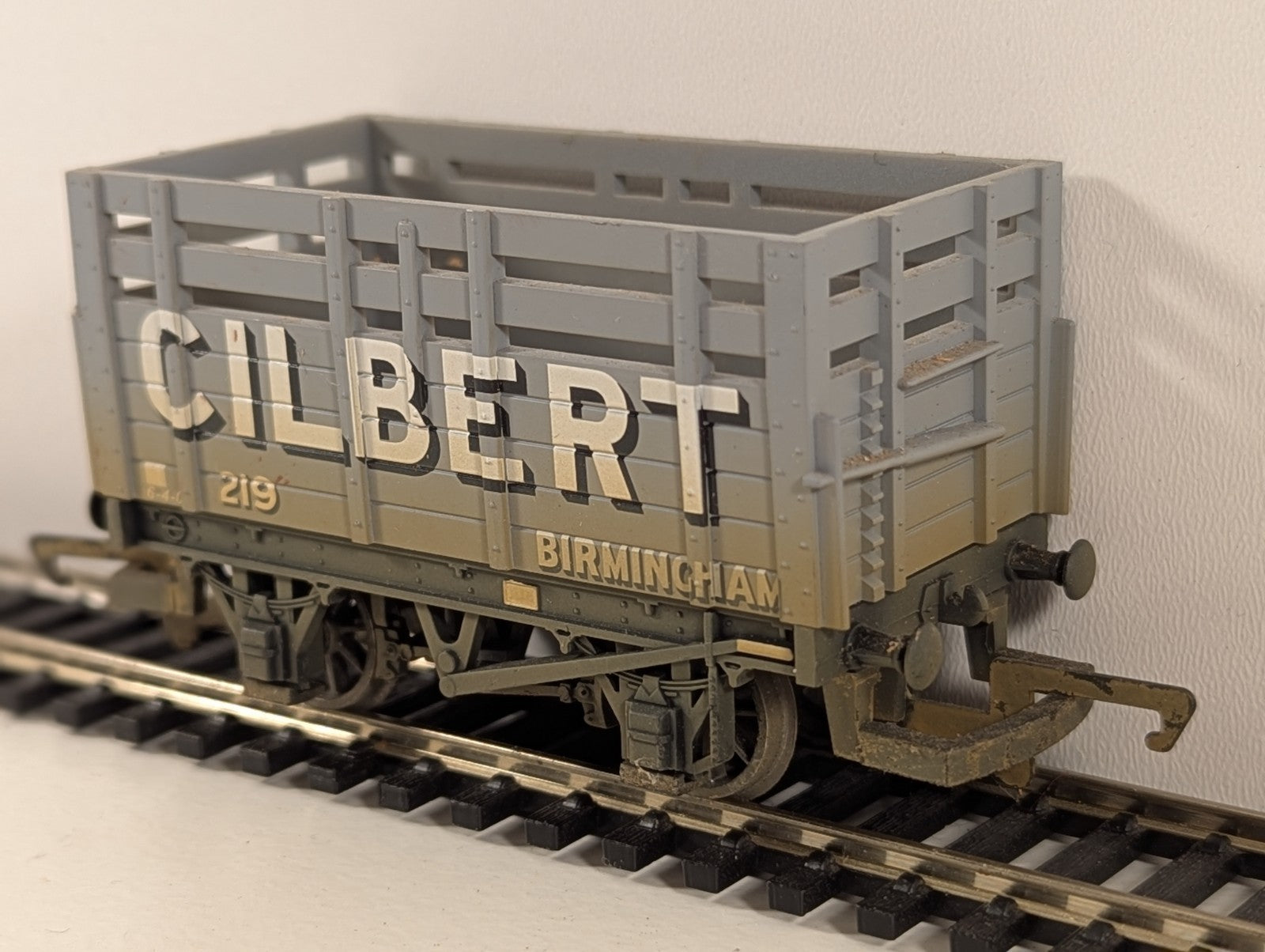 Hornby R6151 ‘Cilbert’ Coke Wagon – Numbers 219