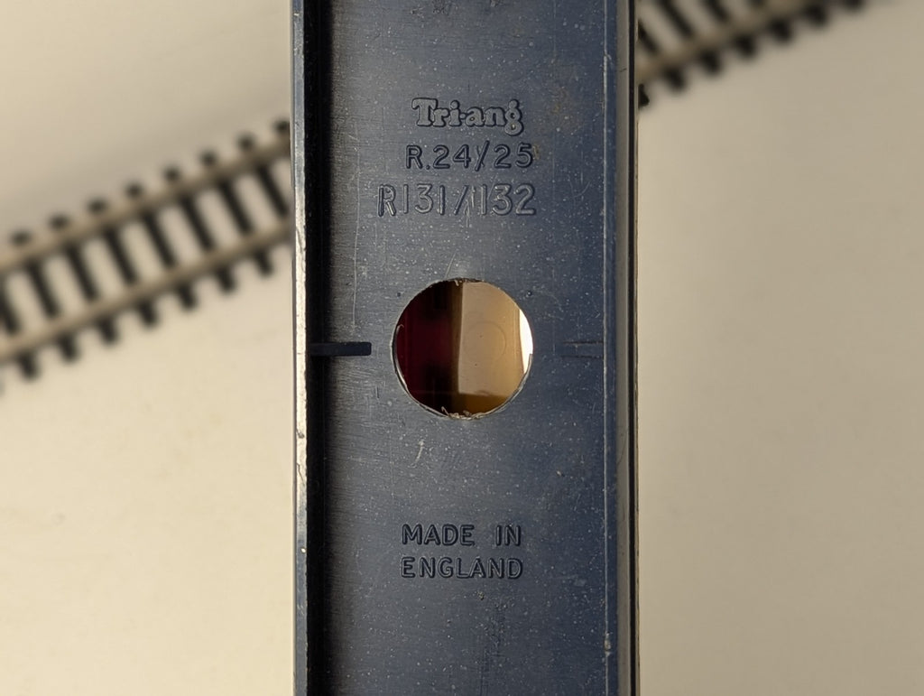 Triang Vista Dome Coach finished in Transcontinental Blue & Yellow livery.