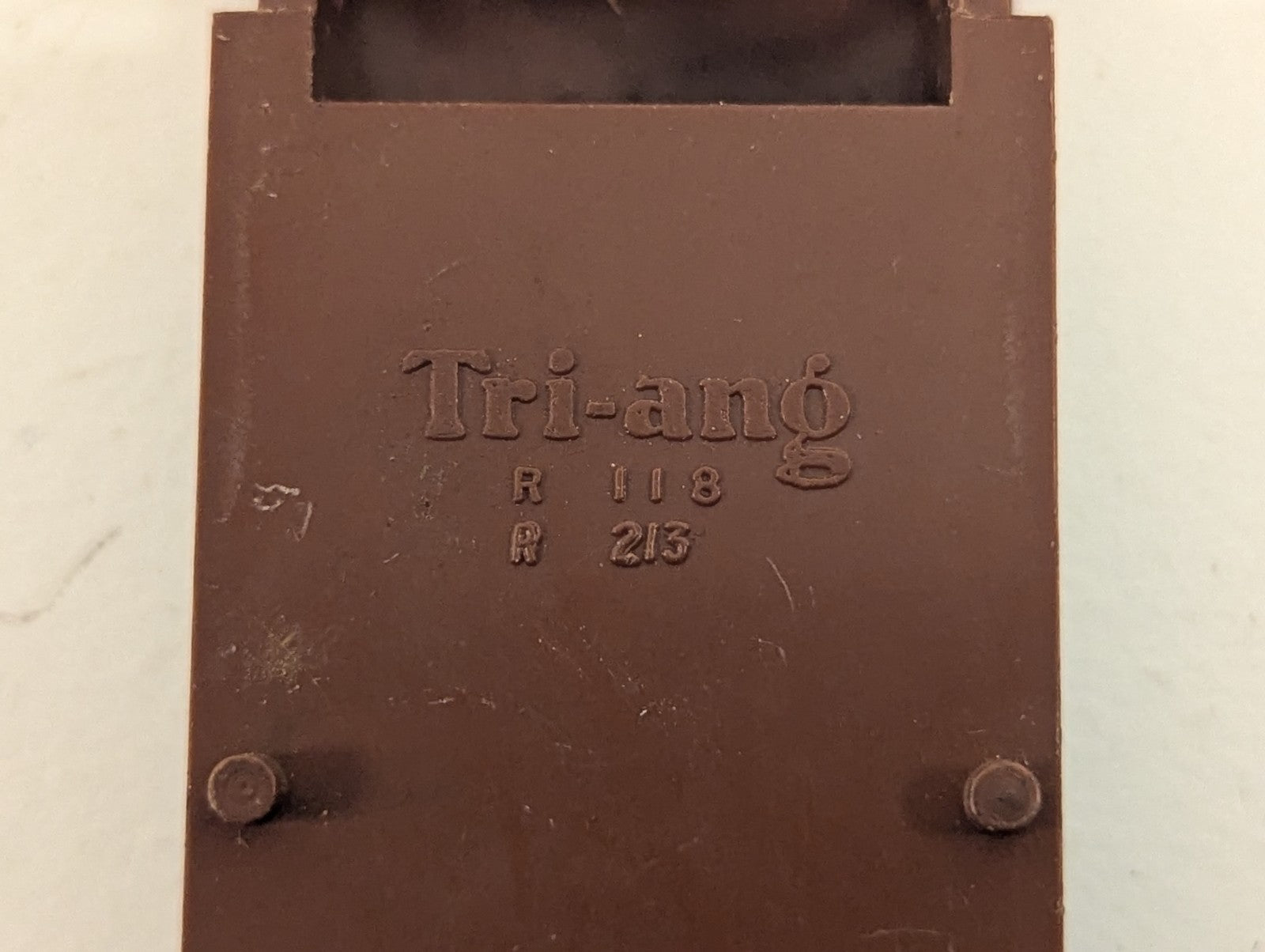 Tri-ang R118 OO Gauge Bogie Well Wagon BR Brown 41913