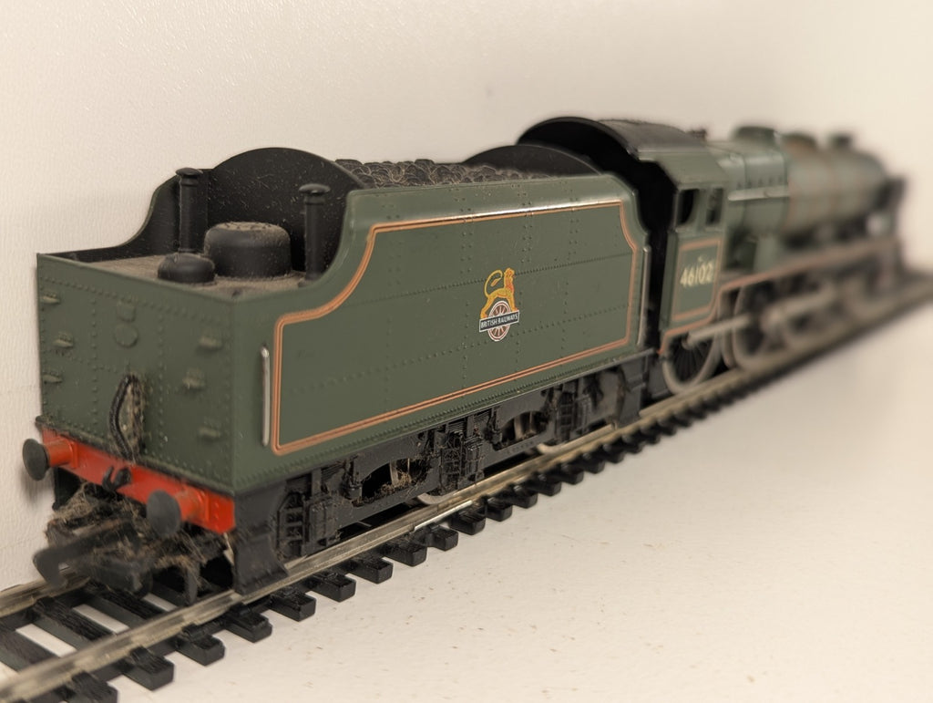 Mainline 37-057 BR Rebuilt Royal Scot 4-6-0 No.46102 "Black Watch" OO Gauge