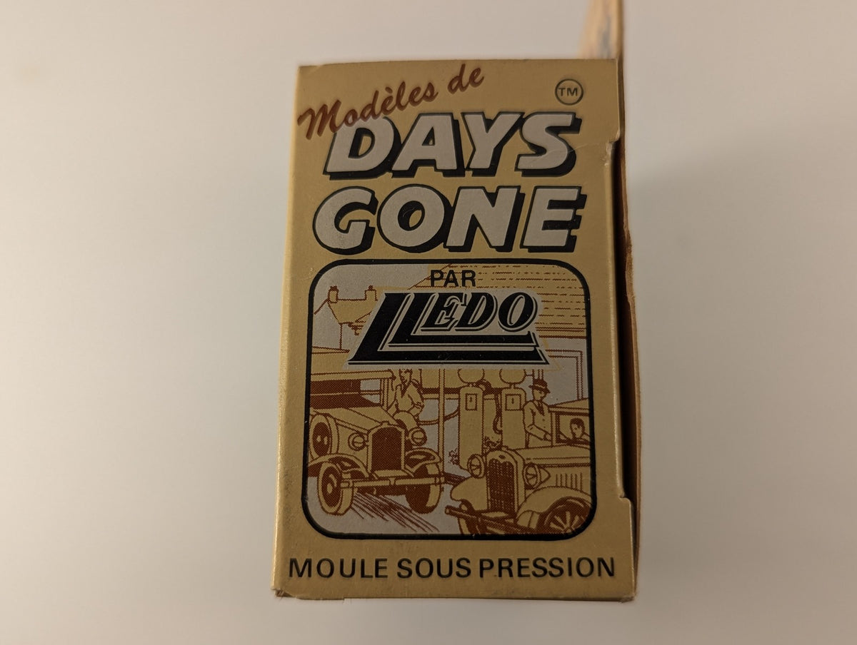 Lledo Models of Days Gone - Chelmsford Town Fire Brigade Fire Engine