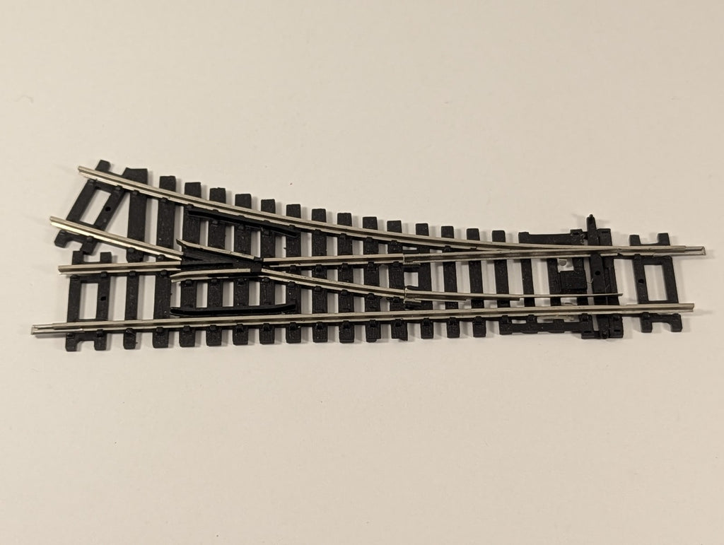 Hornby OO Gauge Right Hand Point Track R8073