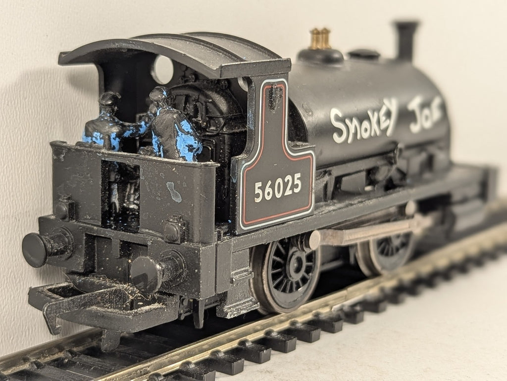 Hornby OO Gauge Class 0F 0-4-0ST Smokey Joe Steam Locomotive 56025 BR Black