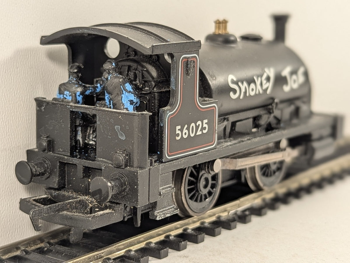 Hornby OO Gauge Class 0F 0-4-0ST Smokey Joe Steam Locomotive 56025 BR Black