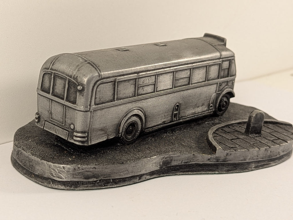 Resin Model Leyland Tiger Bus