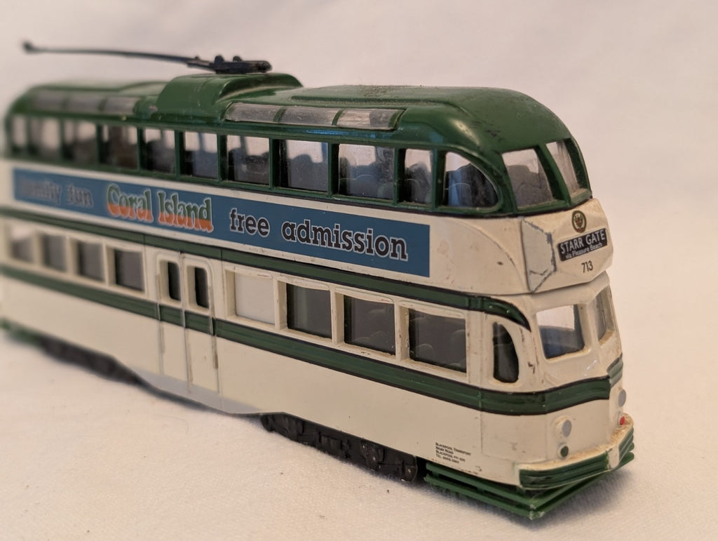Corgi 1:76 Blackpool Balloon Tram 713