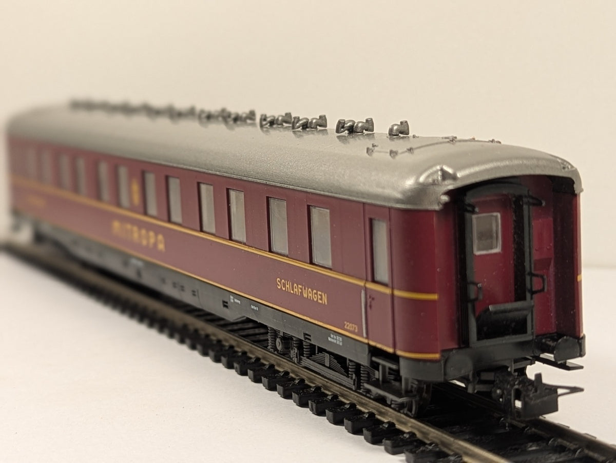 Liliput L382803 HO Gauge MITROPA Sleeping Car