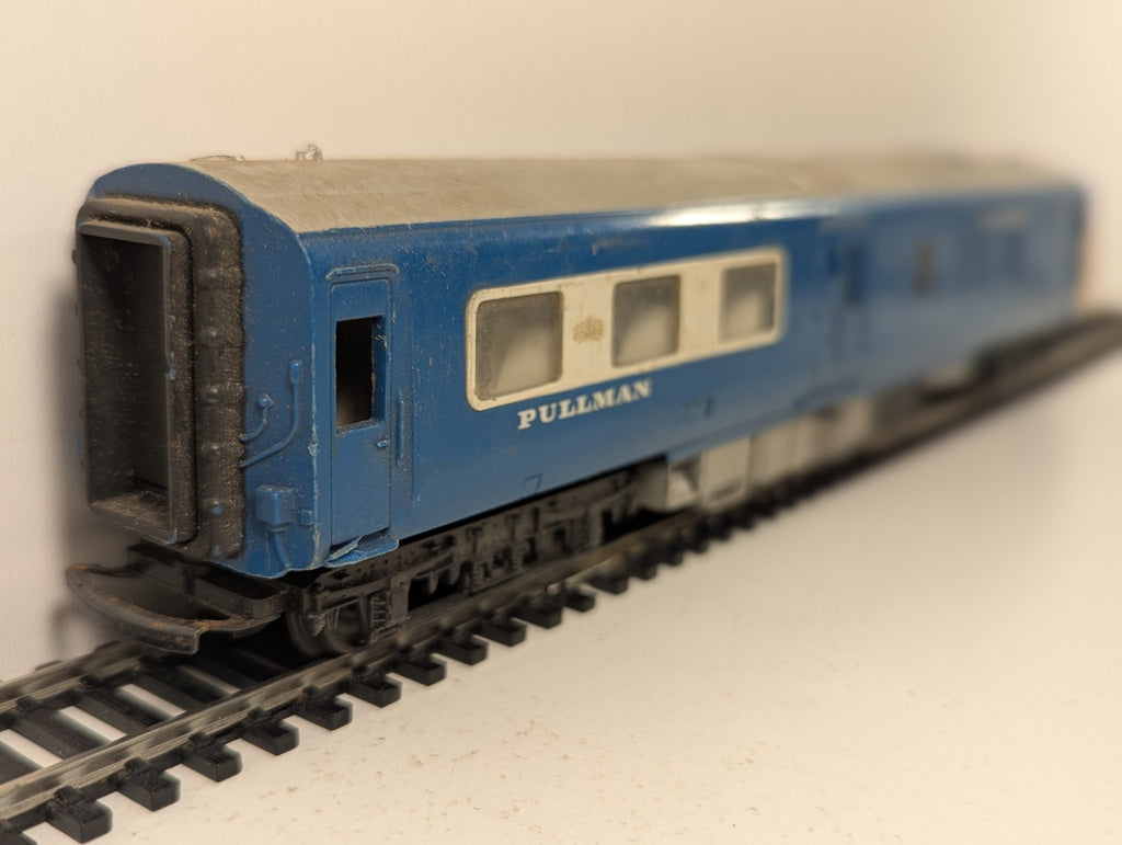 Tri-ang OO Gauge Blue Pullman Brake Second Dummy Car BR