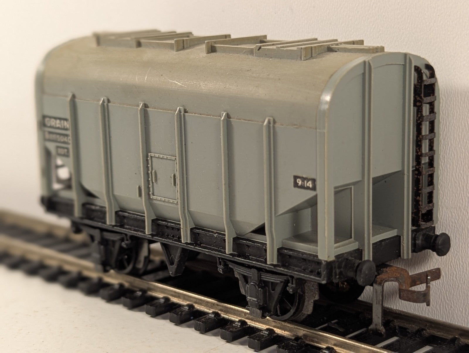 Hornby Dublo 20 Ton Bulk Grain Wagon OO Gauge