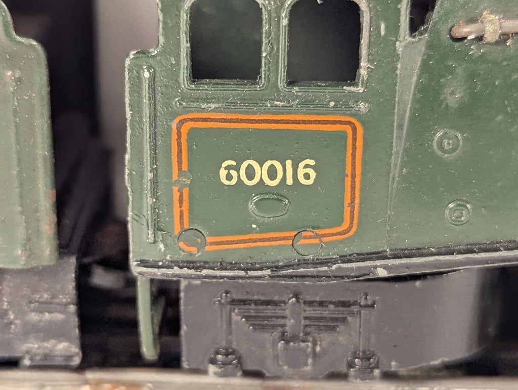 Hornby Dublo OO Gauge Class A4 'Silver King' Steam Locomotive 60016 BR Green - 3