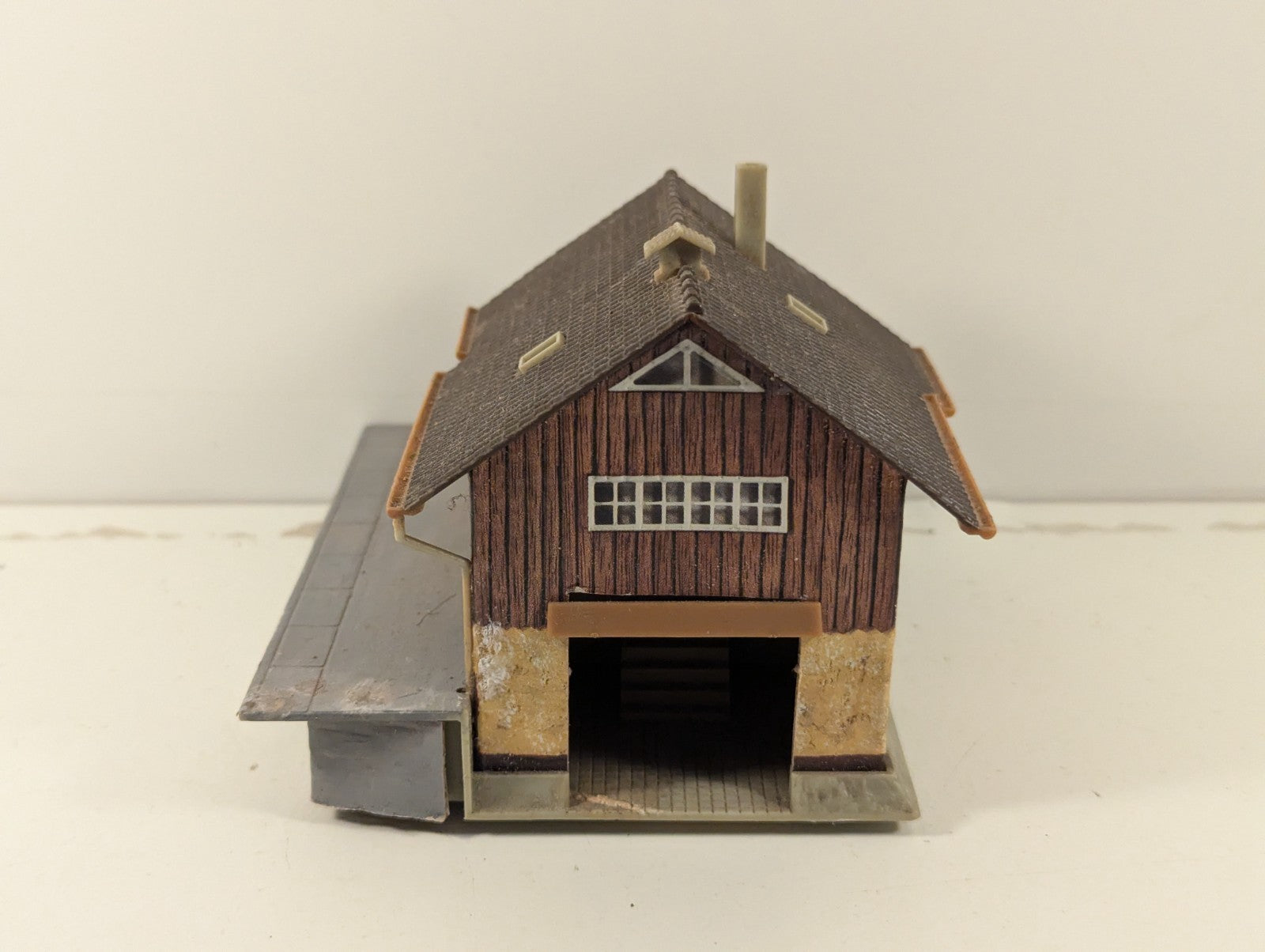 Faller OO Gauge Freight Warehouse - Missing Crane & Doors