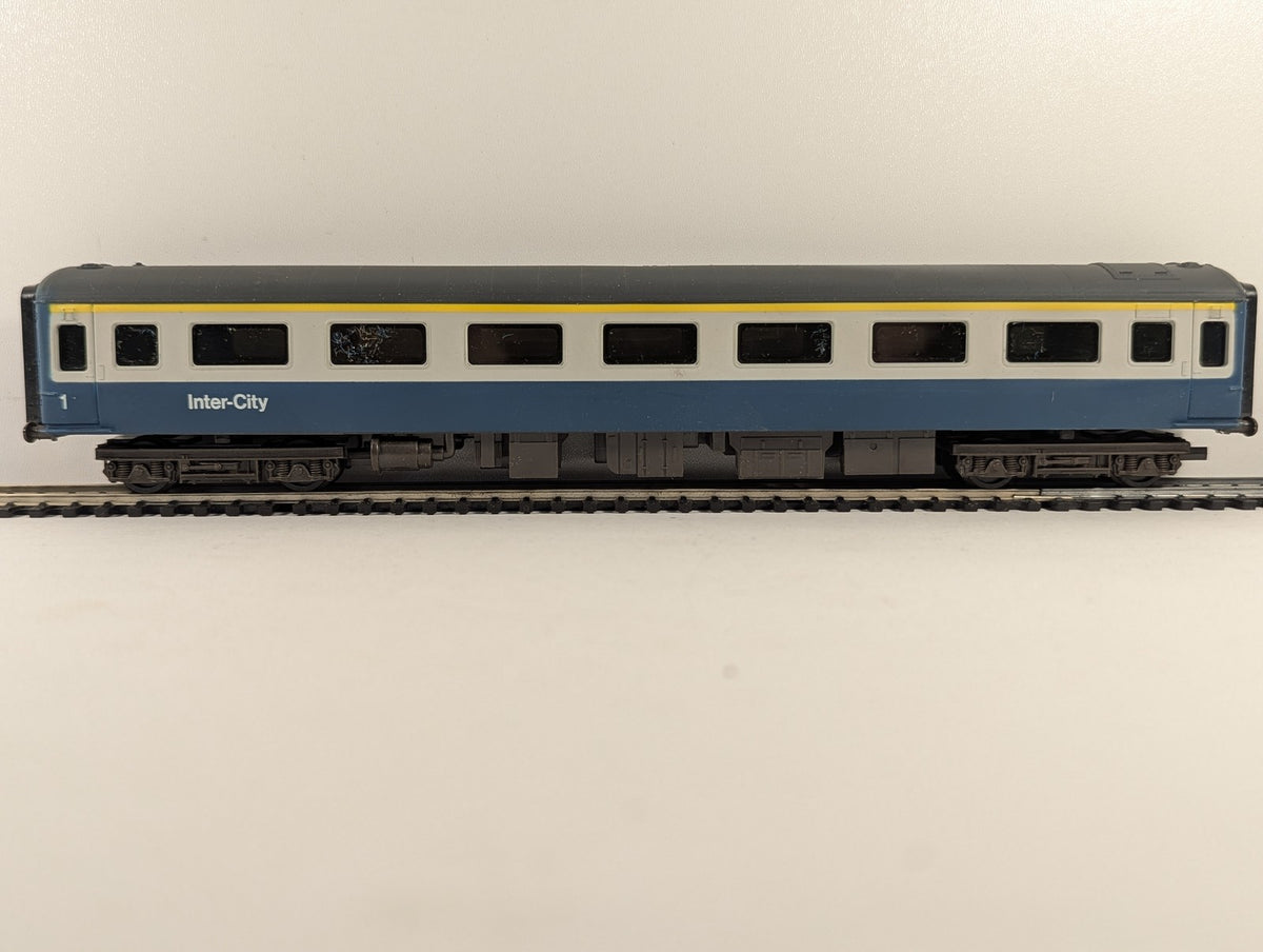 Airfix OO Gauge MkII First Class Coach Passenger Coach E3170 BR Blue & Grey