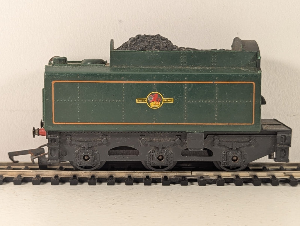 Tri-ang OO Gauge BR 6-Wheel Tender BR Green