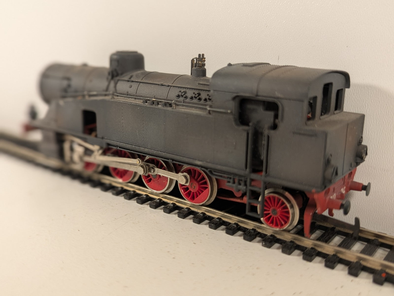 Rivarossi HO Gauge GR 940-014 2-8-2 Steam Spare/ Repair