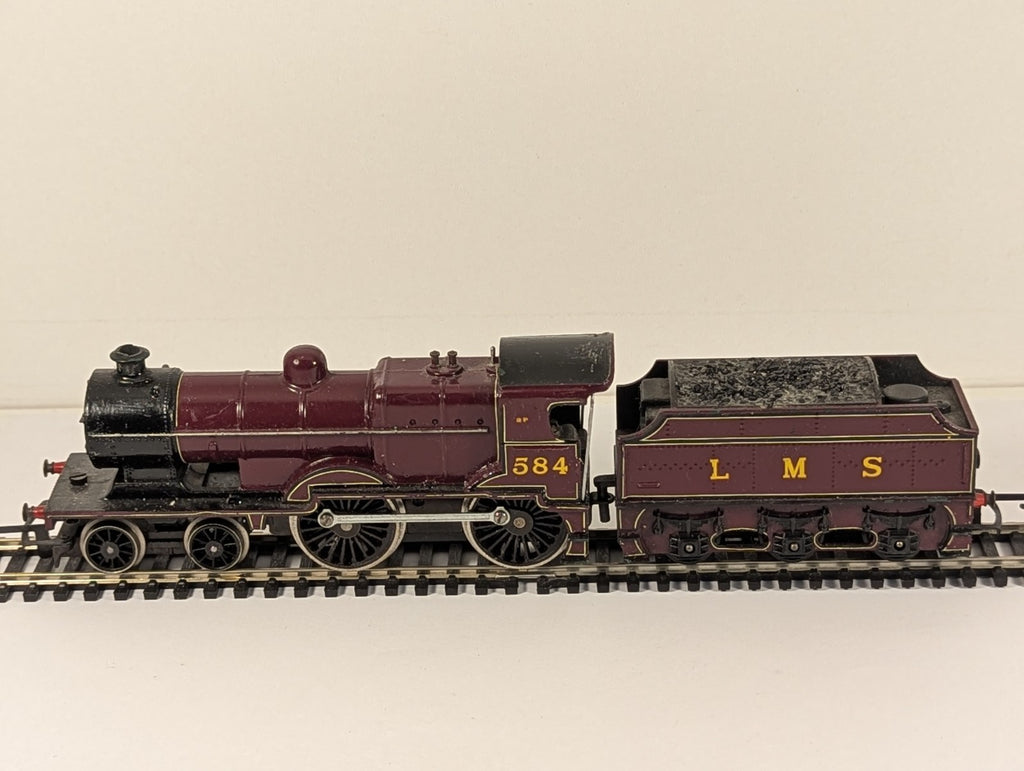 Hornby OO Gauge 4P 4-4-0 Midland Compound – Repainted LMS Maroon