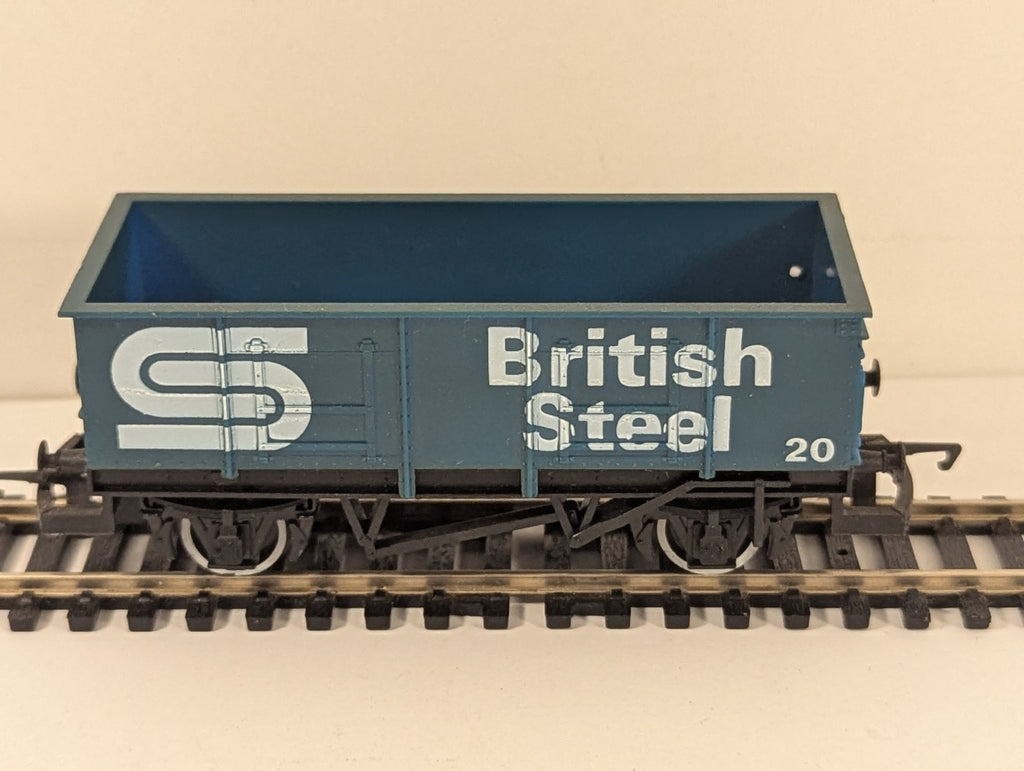 Hornby R211 OO Gauge British Steel Open Wagon 20