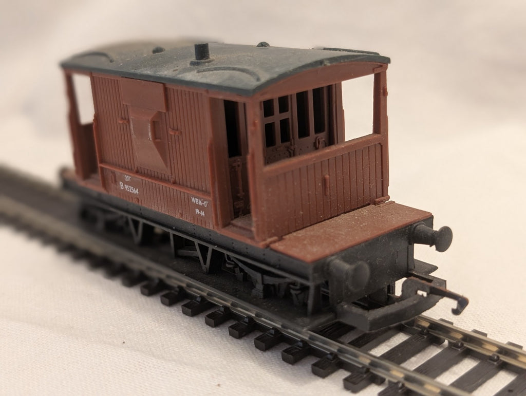 Hornby OO Gauge BR 20 Ton Brake Van