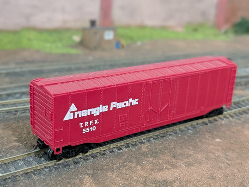 Bachmann USA 18030BAC 51' Plug Door Boxcar "Triangle Pacific