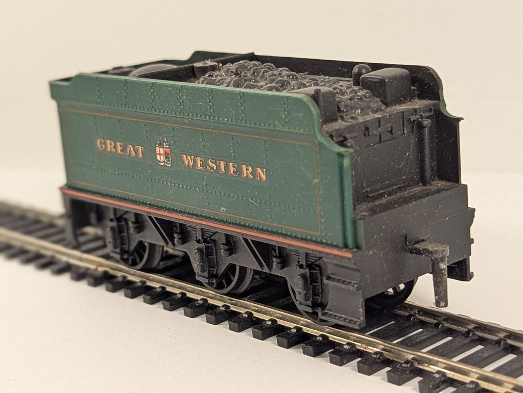 Hornby OO Gauge GWR 6-Wheel Tender GWR Green