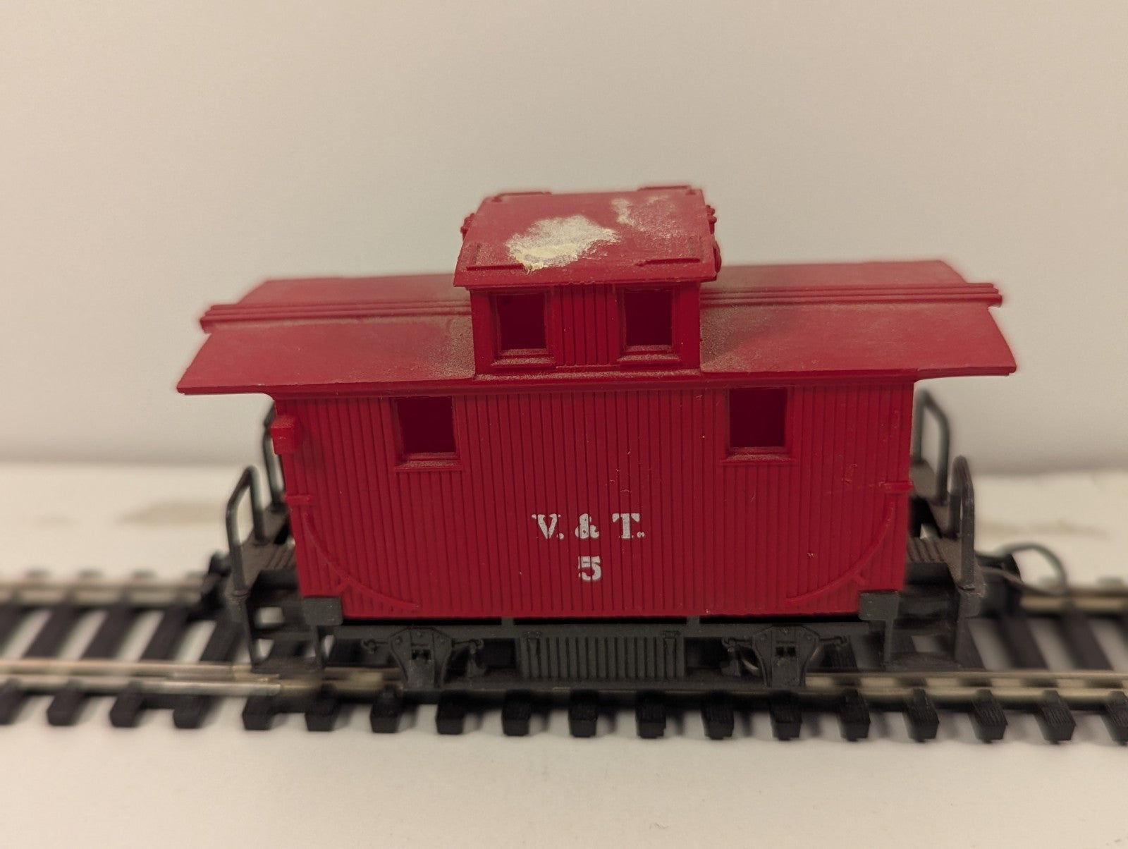 Rivarossi 2314 V&T Bobber Caboose Güterzugbegleitwagen