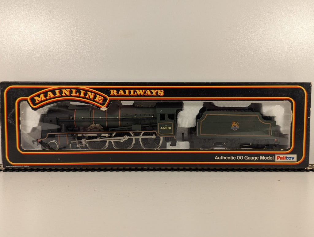 Mainline Railways 37-057 Rebuilt Scot Class 4-6-0 “Royal Scot” BR Green