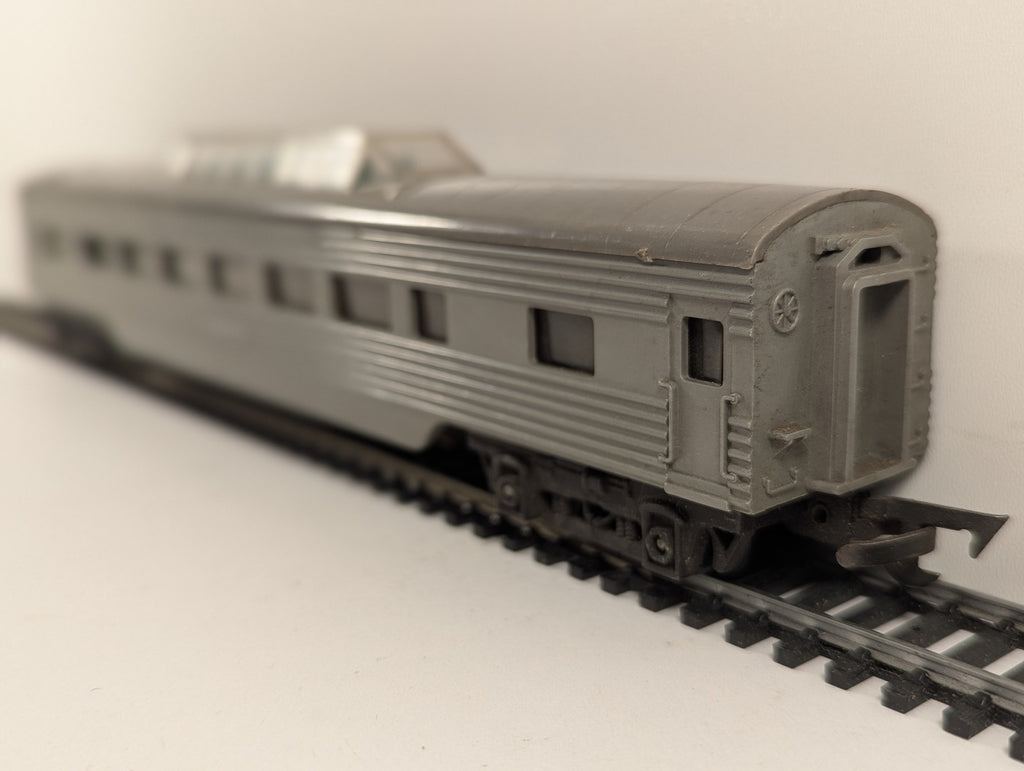 Tri-ang OO Gauge Transcontinental Vista Dome Coach Passenger Coach Silver R.24