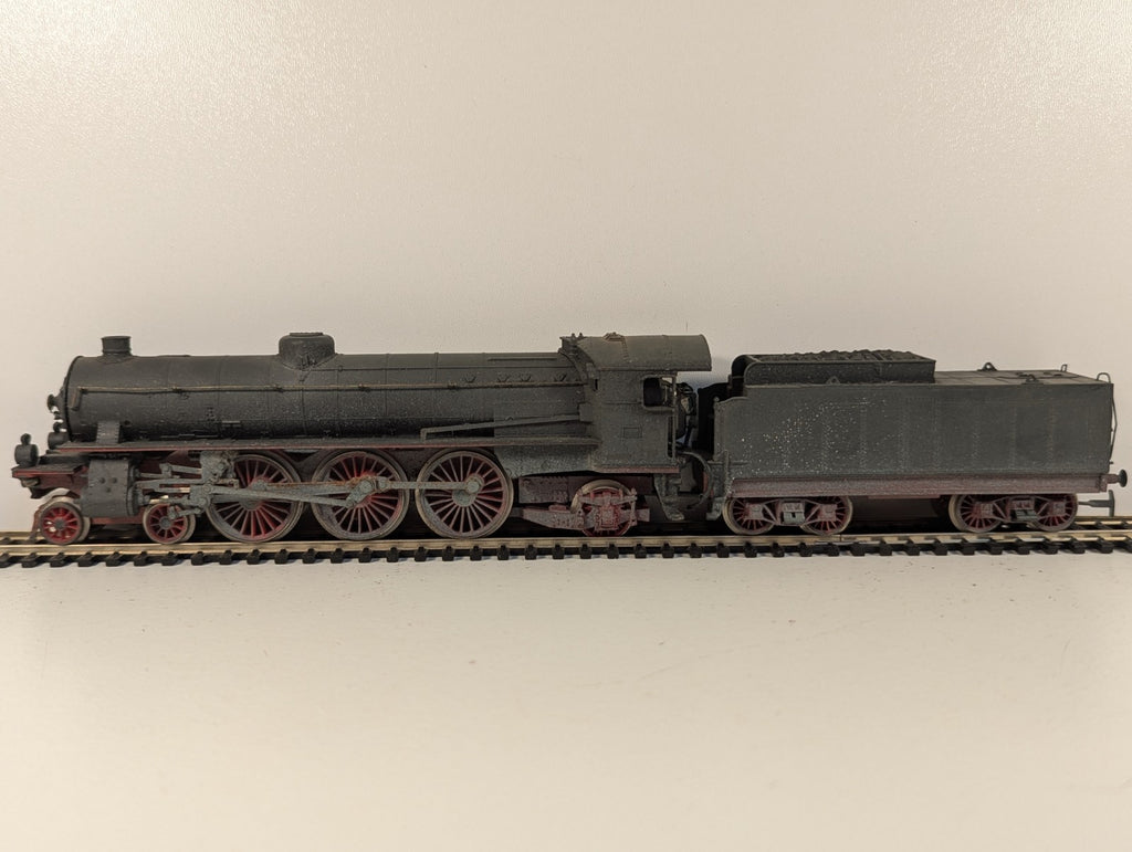 Rivarossi HO Gauge Italian FS Class 691 Steam Locomotive Black